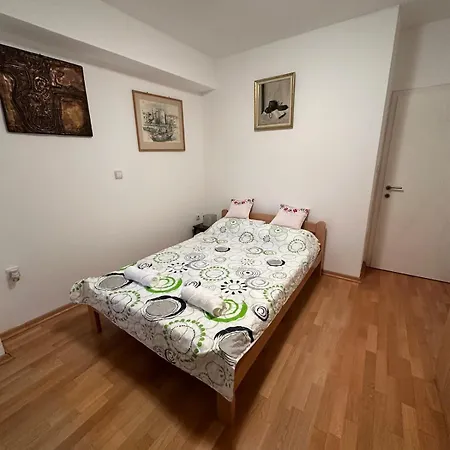 Apartmán Retro Style In Center With Parking